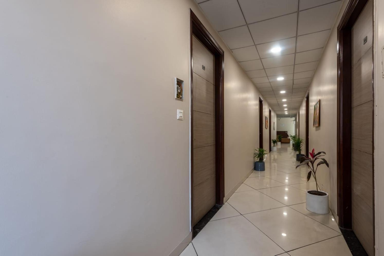 The Setu Hotel & Resorts ファリーダーバード エクステリア 写真