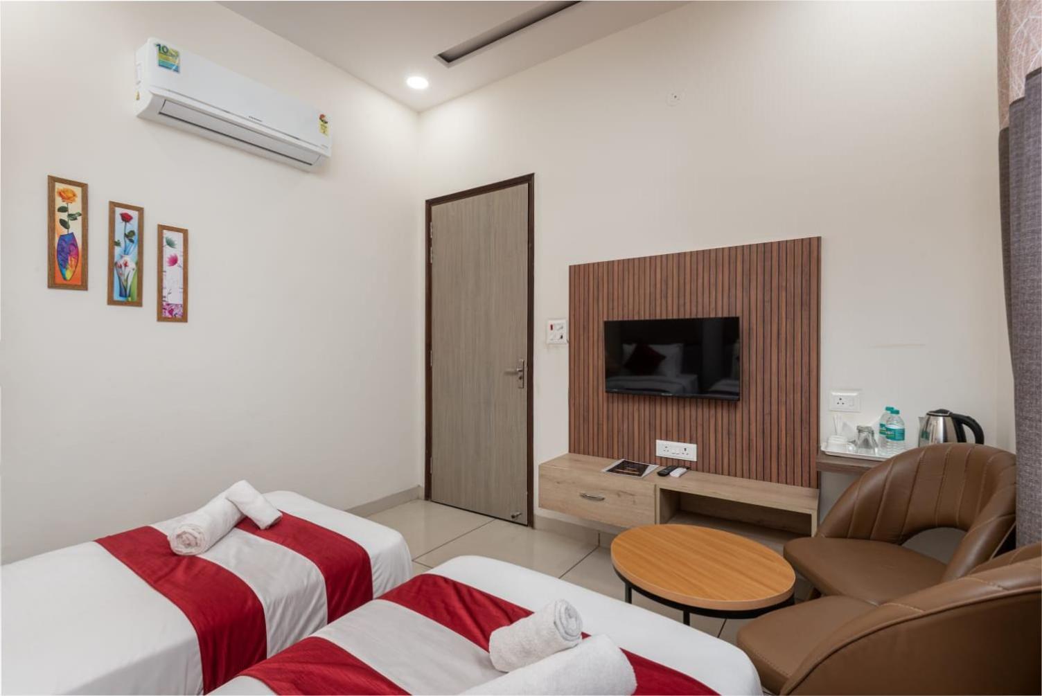 The Setu Hotel & Resorts ファリーダーバード エクステリア 写真
